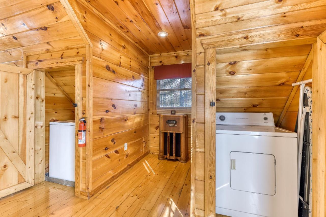 Seasons Of The Heart Villa Gatlinburg Exterior photo